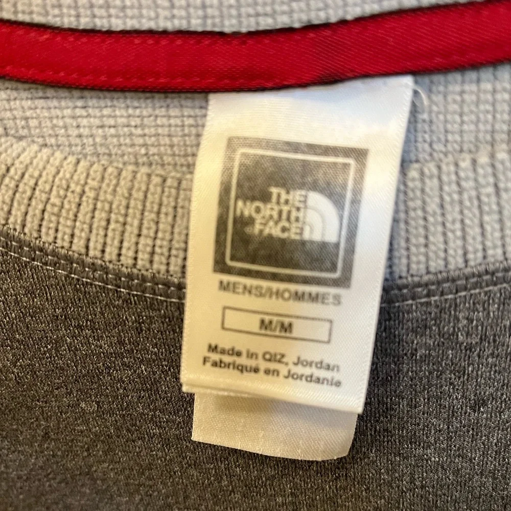 The North Face Mens Gray VaporWick Long Sleeve Shirt base layer Size Medium